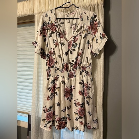 American Rag Dresses & Skirts - American Rag floral print baby doll dress